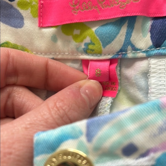 Floral Print Women's Shorts - Picture 3 of 5